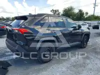 2021 Toyota RAV4 фото