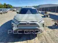 2021 Toyota RAV4 фото
