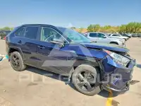 2021 Toyota RAV4 фото