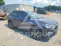 2021 Toyota RAV4 фото