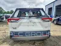 2021 Toyota RAV4 фото