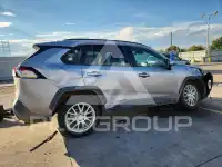 2021 Toyota RAV4 фото