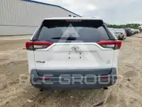 2021 Toyota RAV4 фото