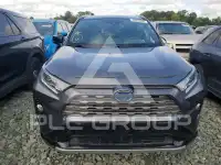 2021 Toyota RAV4 фото