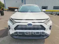 2021 Toyota RAV4 фото