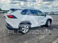 2021 Toyota RAV4 фото