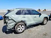 2021 Toyota RAV4 фото