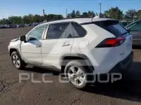 2021 Toyota RAV4 фото
