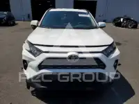 2021 Toyota RAV4 фото