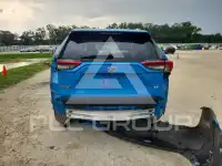 2021 Toyota RAV4 фото