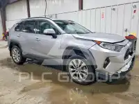 2021 Toyota RAV4 фото