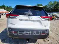 2021 Toyota RAV4 фото