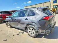 2021 Toyota RAV4 photo