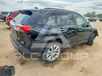 2021 Toyota RAV4 photo