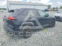 2021 Toyota RAV4 фото