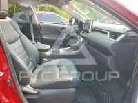 2021 Toyota RAV4 фото