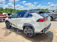 2021 Toyota RAV4 photo