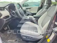 2021 Toyota RAV4 фото