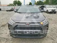 2021 Toyota RAV4 фото