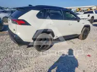 2021 Toyota RAV4 фото