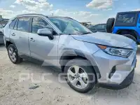 2021 Toyota RAV4 фото