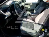 2021 Toyota RAV4 фото