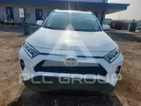 2021 Toyota RAV4 фото