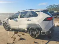 2021 Toyota RAV4 photo