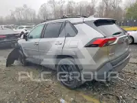 2021 Toyota RAV4 фото