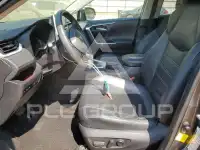 2021 Toyota RAV4 фото