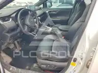 2021 Toyota RAV4 фото