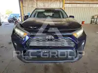 2021 Toyota RAV4 фото