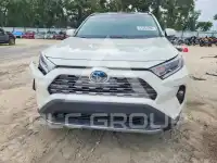 2021 Toyota RAV4 фото