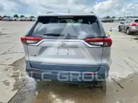 2021 Toyota RAV4 фото