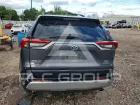2021 Toyota RAV4 фото