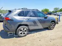 2021 Toyota RAV4 фото