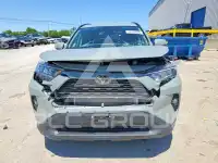 2021 Toyota RAV4 фото