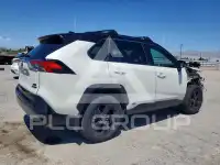 2021 Toyota RAV4 фото