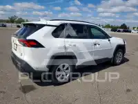 2021 Toyota RAV4 фото