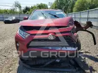 2021 Toyota RAV4 фото