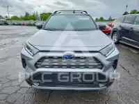 2021 Toyota RAV4 фото