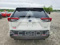 2021 Toyota RAV4 фото