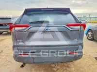 2021 Toyota RAV4 фото