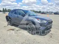 2021 Toyota RAV4 фото