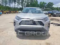 2021 Toyota RAV4 фото