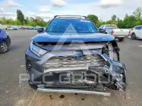 2021 Toyota RAV4 фото