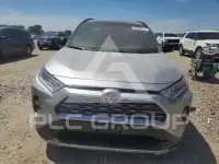 2021 Toyota RAV4 photo