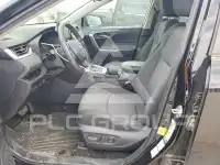 2021 Toyota RAV4 фото