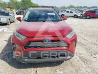 2021 Toyota RAV4 фото