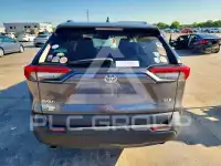 2021 Toyota RAV4 photo